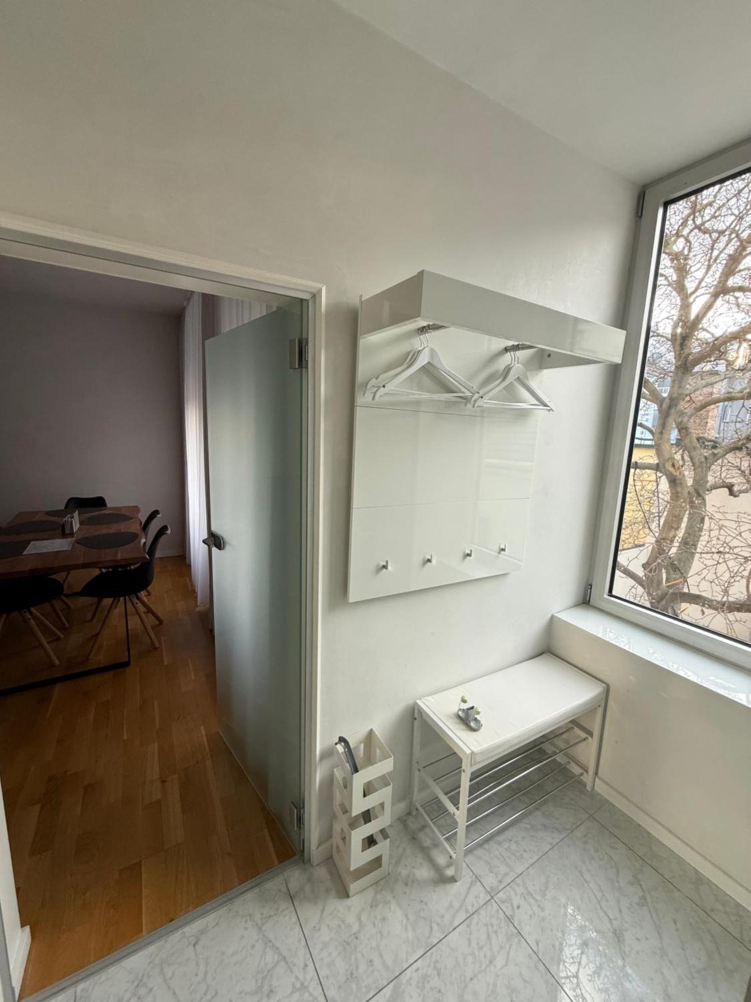 Number 4 Apartament *