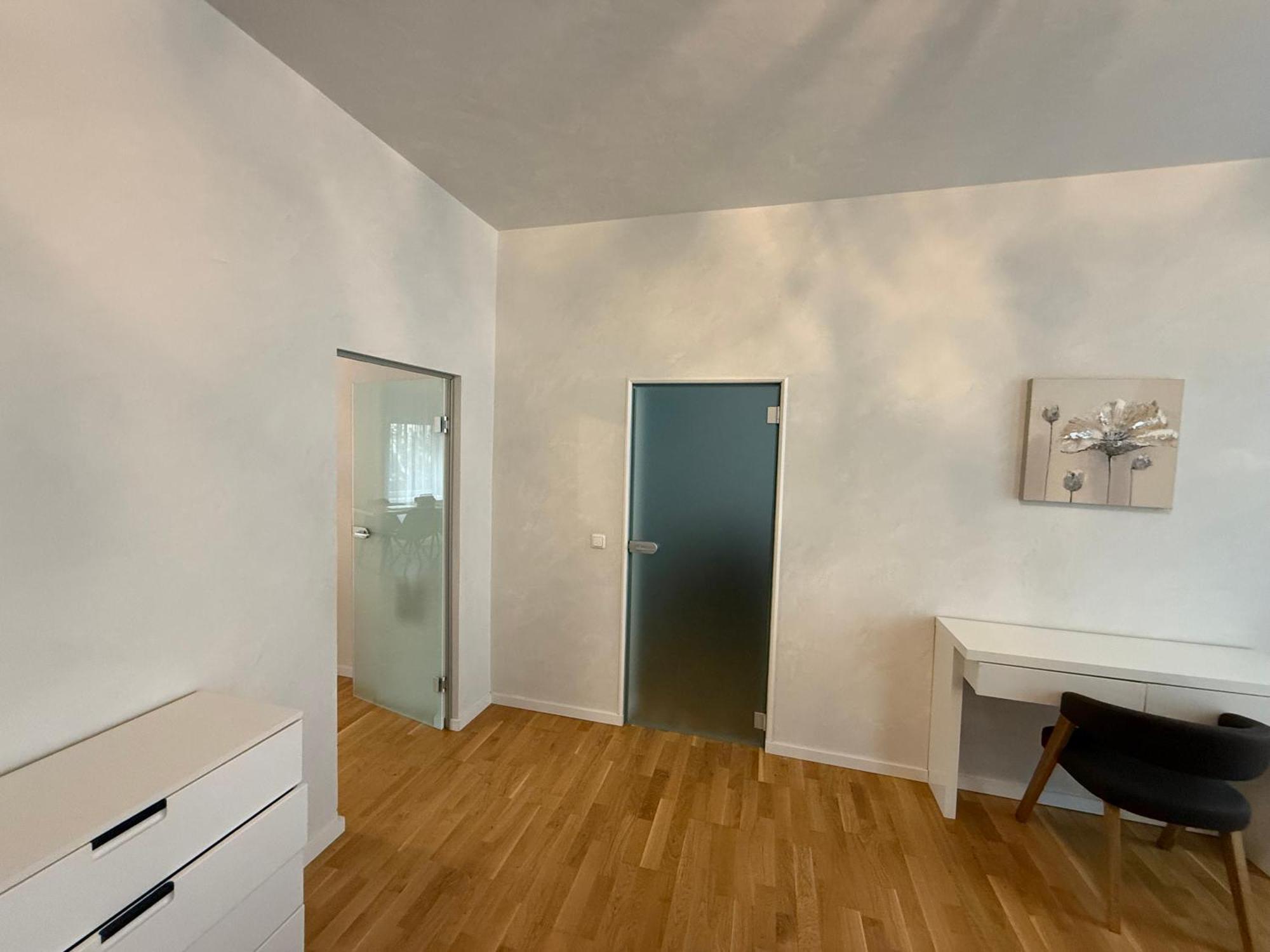 Number 4 Apartament *